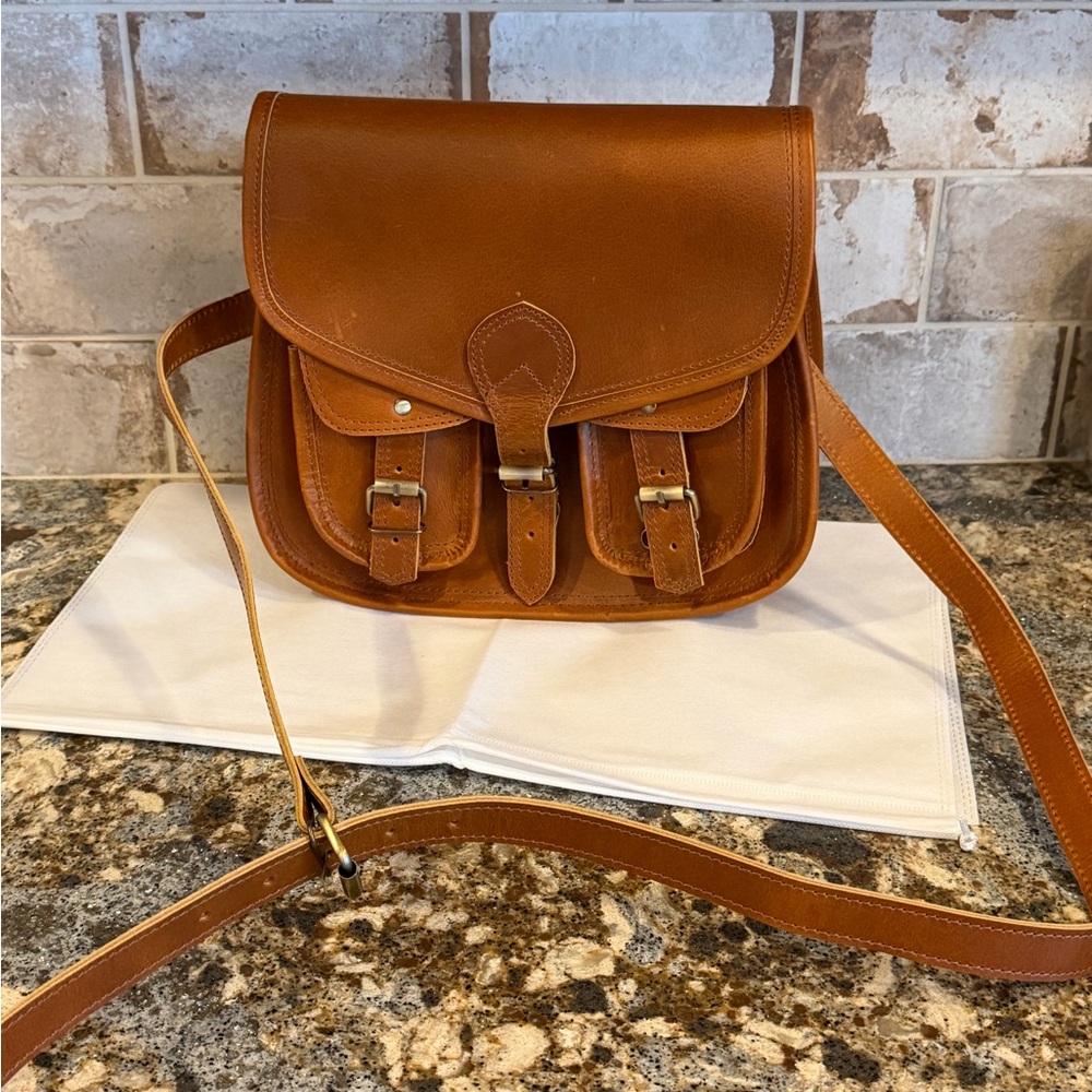 Large vintage inspired Tracy saddle bag never used